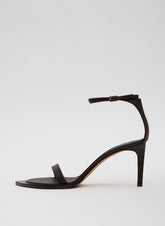 Erno Heel | Tibi