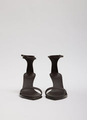 Erno Heel | Tibi