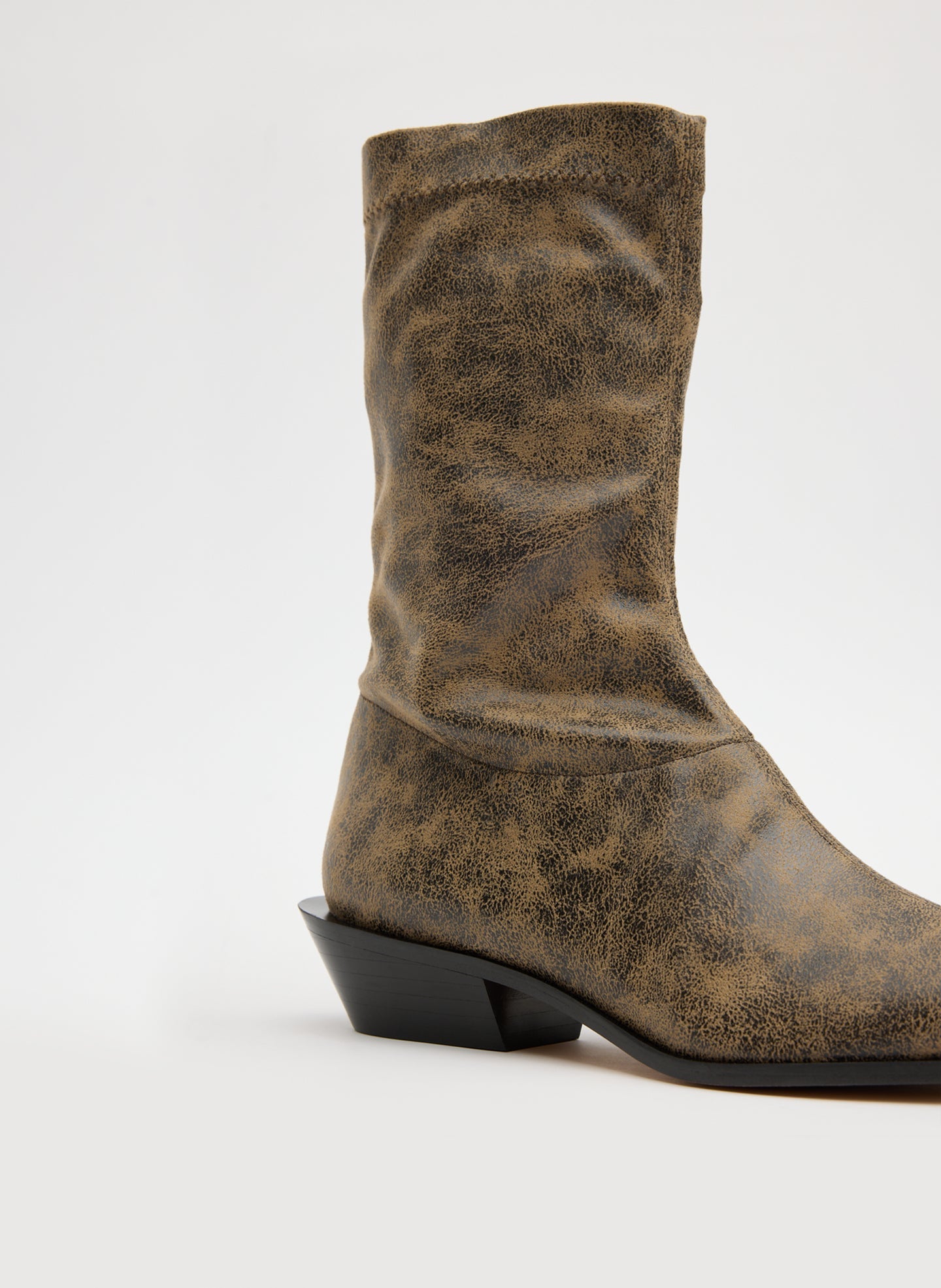 Distressed Leo Boot | Tibi