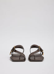 Karel Sandal | Tibi