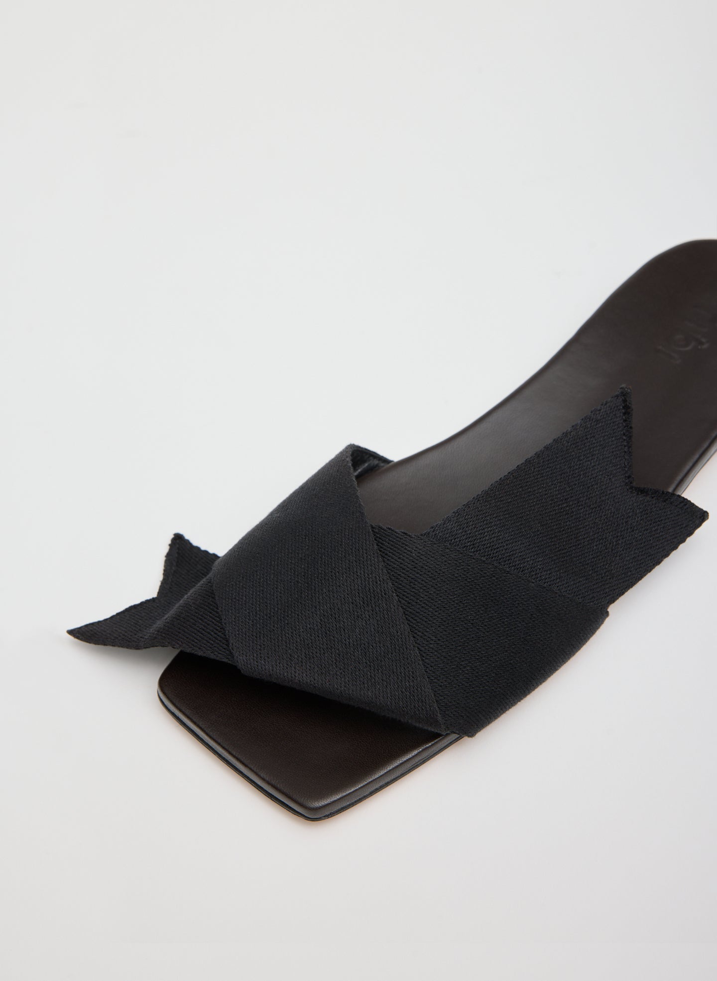 Adrien Sandal | Tibi