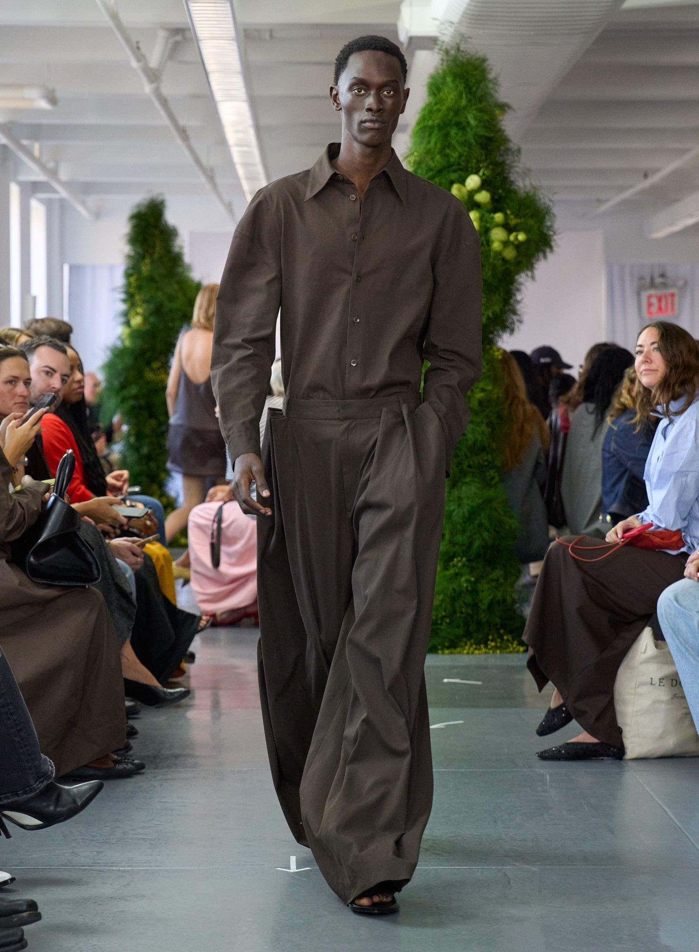 Luxe Spring Twill Tucked Pleated Wide Leg Trouser | Tibi
