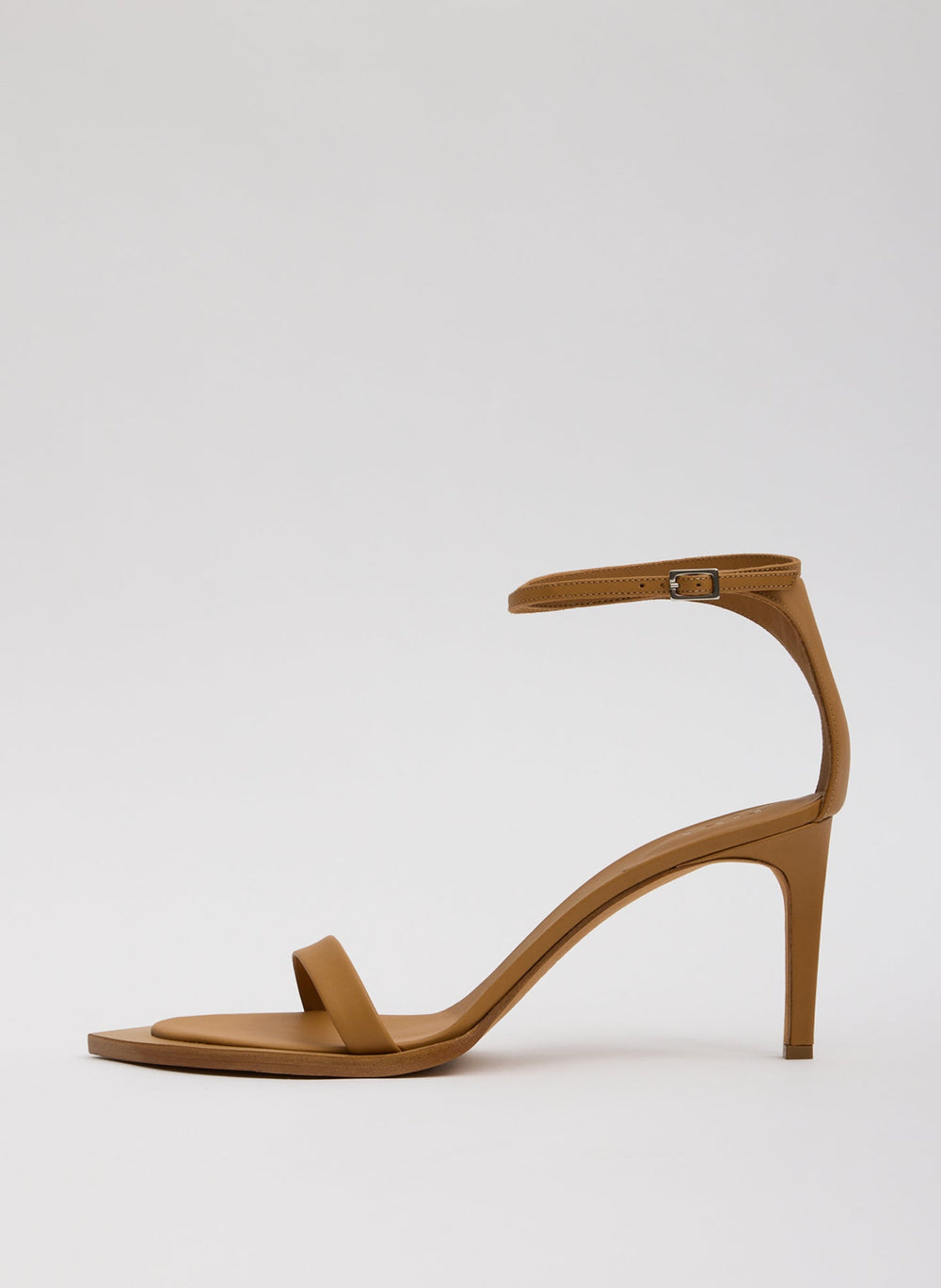 Erno Heel | Tibi