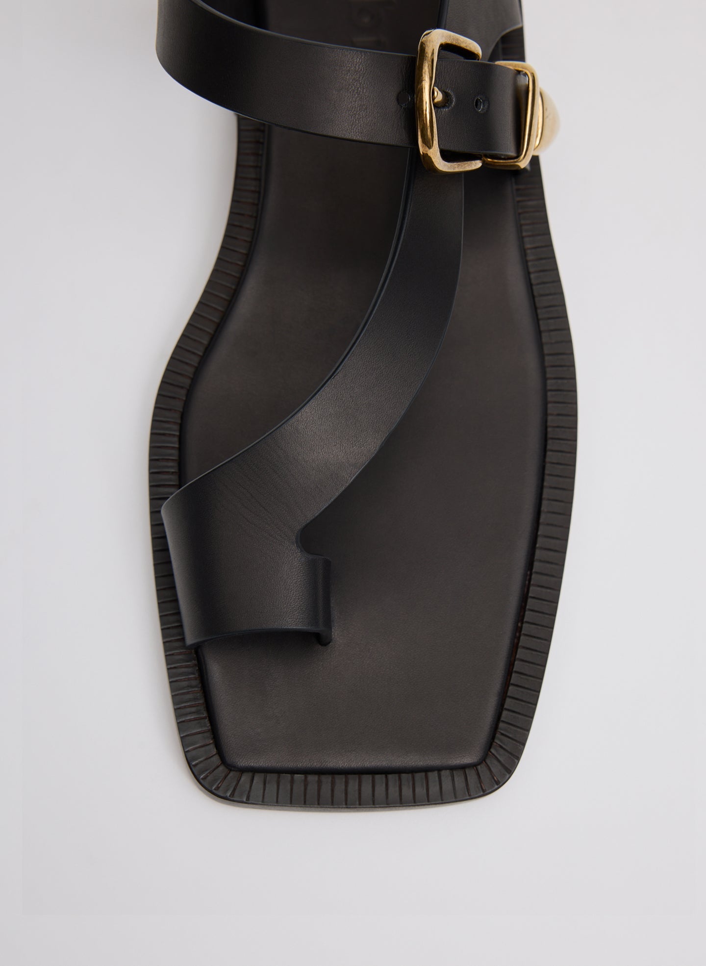 Karel Sandal | Tibi
