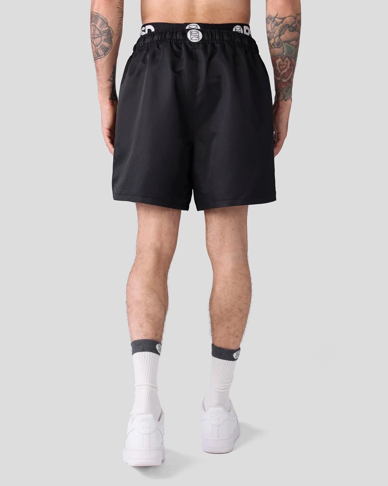 PSD Black Essential Short - Essential Short