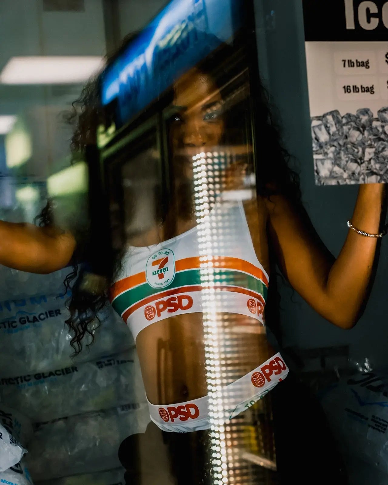 PSD 7-Eleven - Sports Bra
